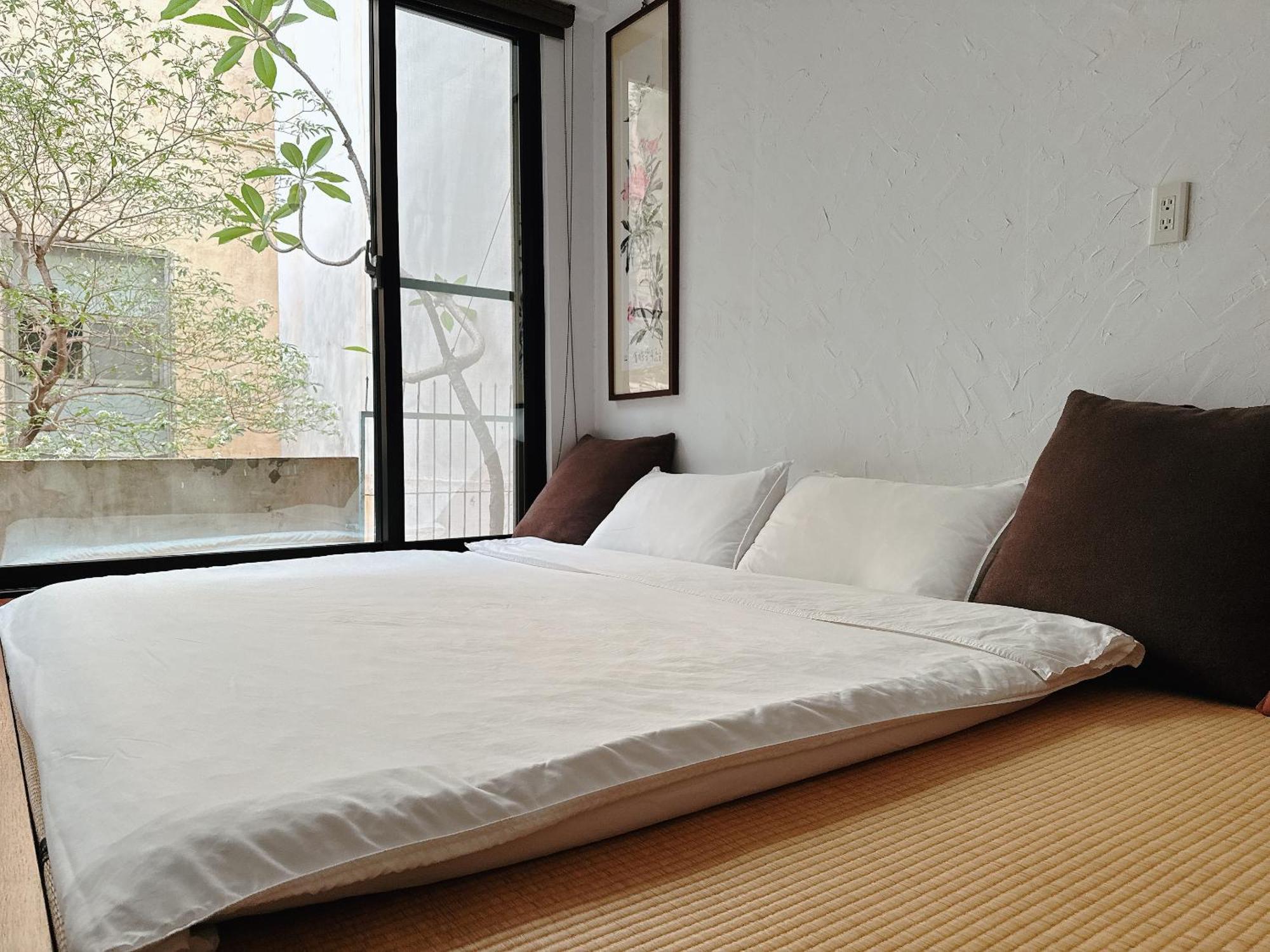 辣虎邸家 Love Here Tainan Esterno foto